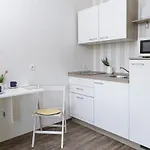 Hotel apartamentowy Landgasthof Deutsches Haus 3*