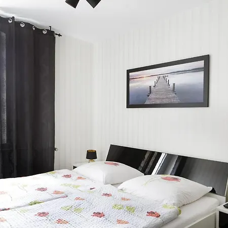 Landgasthof Deutsches Haus アパートホテル